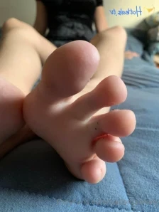 Pallomalovely - vou te manter preso entre o chinelo e a minha solinha