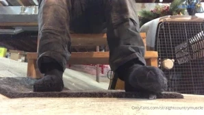 Straightcountrymuscle - This fag snuck in my closet and caught me 