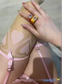 Anonymiss1 - Online in a bit on mfc