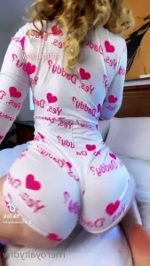 Theroyaltydfw - I know tricks