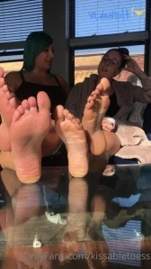 Kissabletoess - Our summer together would be filled with beach and