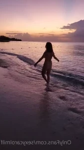 Sexycarolmilf - Wishing you a hot n sexy Saturday If you like what you 