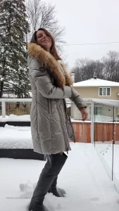 Sexycarolmilf - Testing a large dildo The Brad Challenge