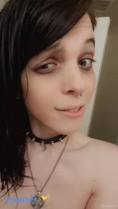 Awwtumdabottom - Tell me your dirty secrets I ll make them cum true