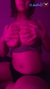 Namigonewild - shaking my titties with my nipple clamps on do u like part 3