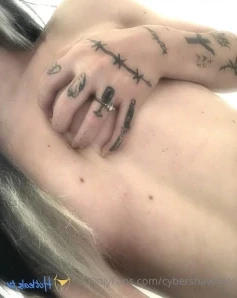 Cybershawtyyy - who wants to cum on me