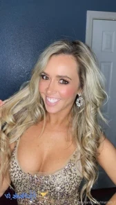 Mariah_r - Check out your DM s I had a photoshoot today and all my