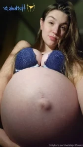 Wildaprilflower - Jiggle jiggle bounce bounce