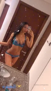 Tsjasmine - Strong day in Liverpool