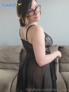 Kibas_mom - Black lingerie _