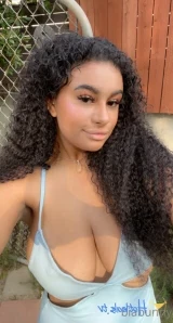 Biabunnyy - Are you up rn I m thinking about you