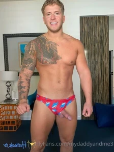 Mydaddyandme3 - We are at trianglebar in Denver tonight