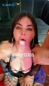 Onlyfeer35 - Me la como completita canabbis420 lairaa34