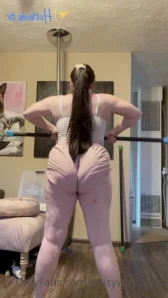 Daisywestcoast - Just admiring my pretty pussy 