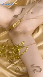 Merylsama - STRIP TEASE TOPLESS VIDEO DANCING AND TWERKING IN NET 