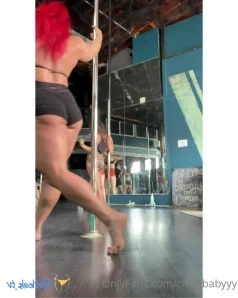 Chelcbabyyy - Give me compliments