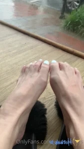 Vixenarches - Super long amp bare oily toenails part 1