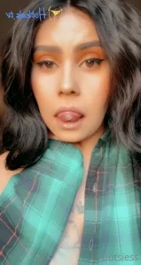 Sweetfeetsy - Happy Friday Y all part 1