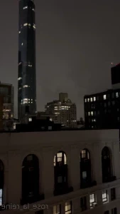 Rose_la_reine - are you more into thighs or ass