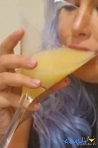 Missscarlett25 - Let s drink together