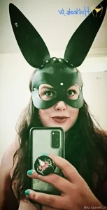 Missscarlett25 - Here s the video of the Cardiff cum drinking day with