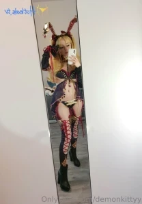 Demonkittyyxxx - i need some scratches on my back P