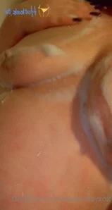 Queenkayxox - Guess what two babes fucked last night SO MANY HOT