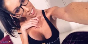 Officialdavafoxx - 32 weeks pregnant That belly tho