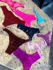 Katyrae16 - on my knees ready for you