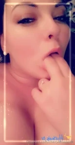 Cherrybmodeluk - Looks like a poster It s not 