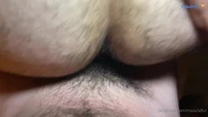 Musclefur - Living the construction worker fantasy Who likes 