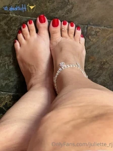 Juliette_rj - New pedicure available for custom and Skype Sessions