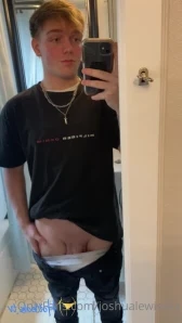 Joshualewisxxx - I need two hands for my cock