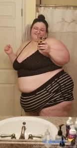 Veronikajade - I kinda moved last minute this week so not much to post