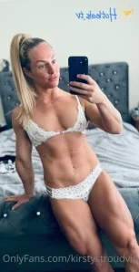 Kirstystroudvip - Valentines customs Il be busy bashing my fat horny