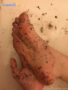 Comfyqueen - Some steppy photos and some normal ones