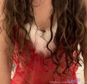 Footjobsandfeet - Late night snack u165498764