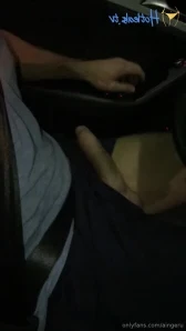 Aingeru - This is how my cock looks every morning