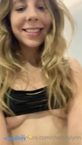 Chastitylynn - Butt smile or pussy