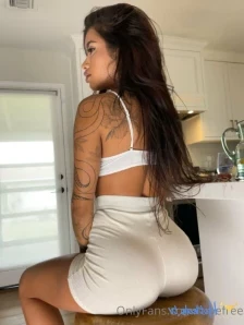 Lupefree - It was a good weather outside so I wore my black apparel