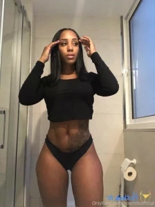 Noemilkofficial - good morning my loves give a lot of love to this
