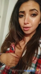 Fridasante - hi babes wanna see more from this set DM me