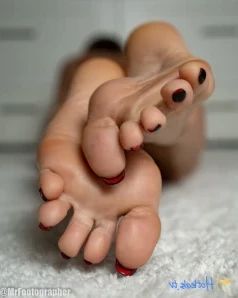 Mrfootographer - Sole Shots FEETuring feetbysweeets