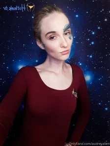 Audreymadison - Casual boobs in your face