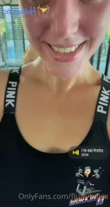 Fluffyhelga - it s a tits day