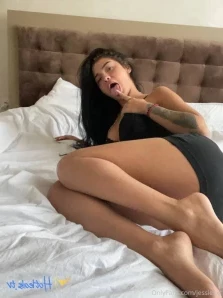 Almablack - ONLINE AND HORNY DADDY SEND ME A DM AND LETS SEXT