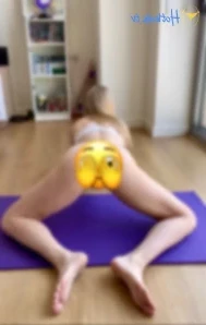 Lara6683 - Is this website slow for you too