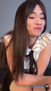 Tstaylor9 - Do you mind rubbing my back for me I can t reach it