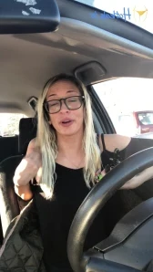 Thevanessaskye - Sweatshirt titties gt