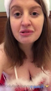 Kittengotcream - How far would you crawl on your hands and knees to